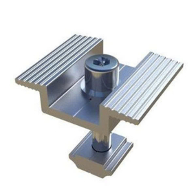 KẸP GIỮA TẤM PIN NĂNG LƯỢNG MẶT TRỜI 