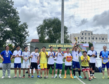HOẠT ĐỘNG GIAO LƯU BÓNG ĐÁ – NÂNG CAO TINH THẦN ĐOÀN KẾT VÀ GẮN KẾT TẬP THỂ