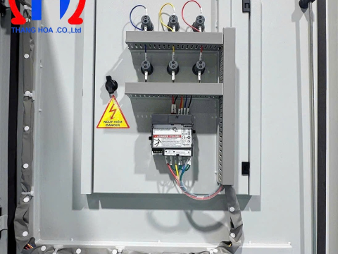 TỦ SOLAR SDB -ACB 3P 1600A